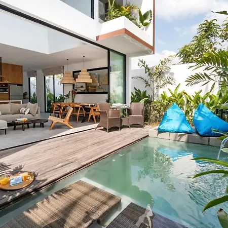Botanika Estate Private Pool Villa Canggu  Exterior photo